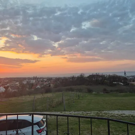 Apartment Horizon